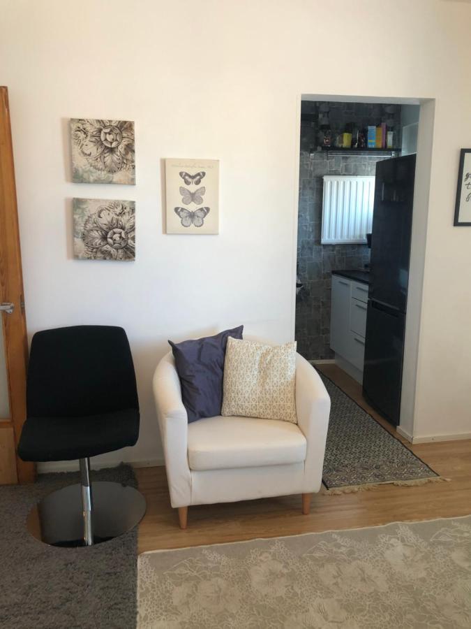 Appartement Yksio Kilometri Jokirannasta Forilta à Turku Extérieur photo